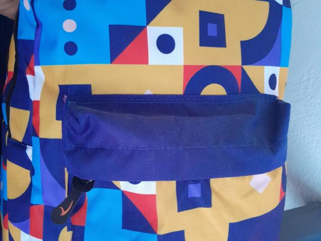 ΣΧΟΛΙΚΗ ΤΣΑΝΤΑ