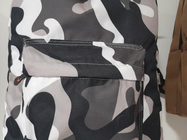 ΣΧΟΛΙΚΗ ΤΣΑΝΤΑ