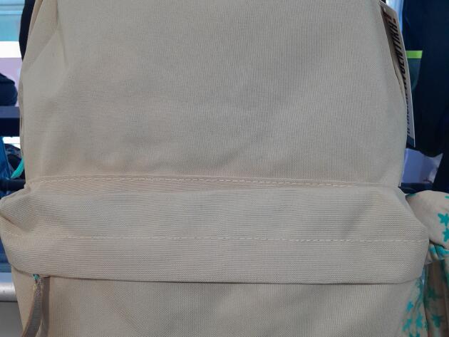 ΣΧΟΛΙΚΗ ΤΣΑΝΤΑ