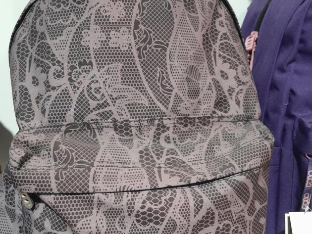 ΣΧΟΛΙΚΗ ΤΣΑΝΤΑ