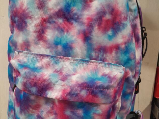 ΣΧΟΛΙΚΗ ΤΣΑΝΤΑ