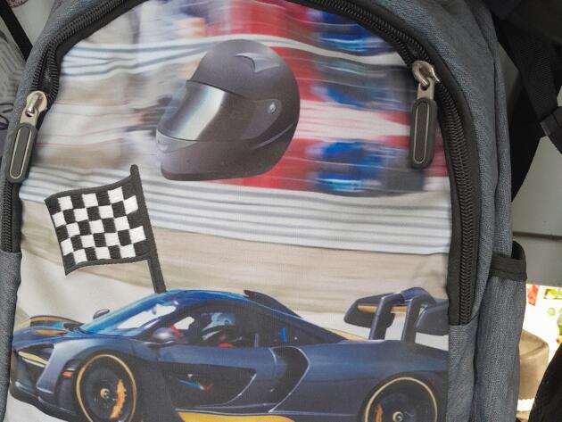 ΣΧΟΛΙΚΗ ΤΣΑΝΤΑ