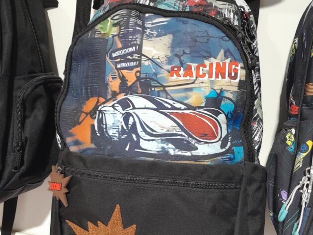 ΣΧΟΛΙΚΗ ΤΣΑΝΤΑ